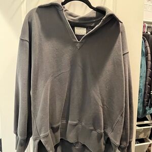 Abercrombie & Fitch Gray V-Neck Sweater